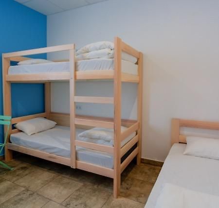 Comfort Hotel & Hostel Zaporizhia Esterno foto