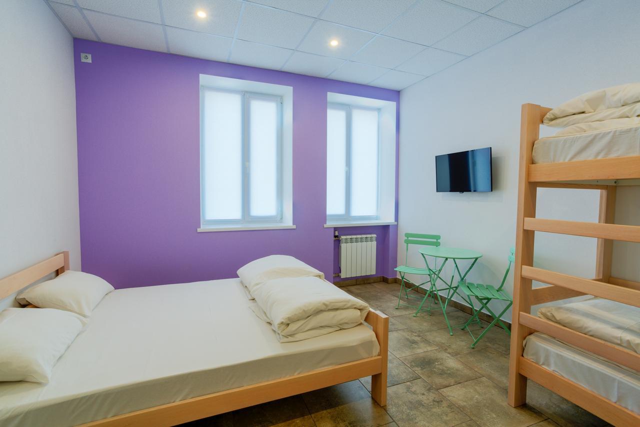 Comfort Hotel & Hostel Zaporizhia Esterno foto