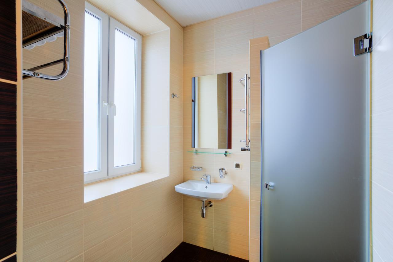 Comfort Hotel & Hostel Zaporizhia Esterno foto