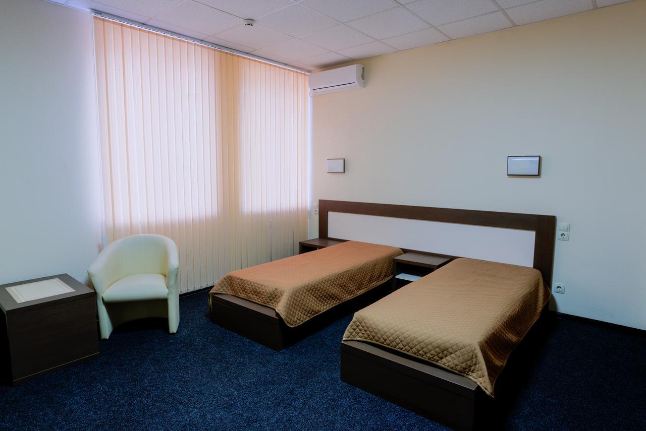 Comfort Hotel & Hostel Zaporizhia Esterno foto