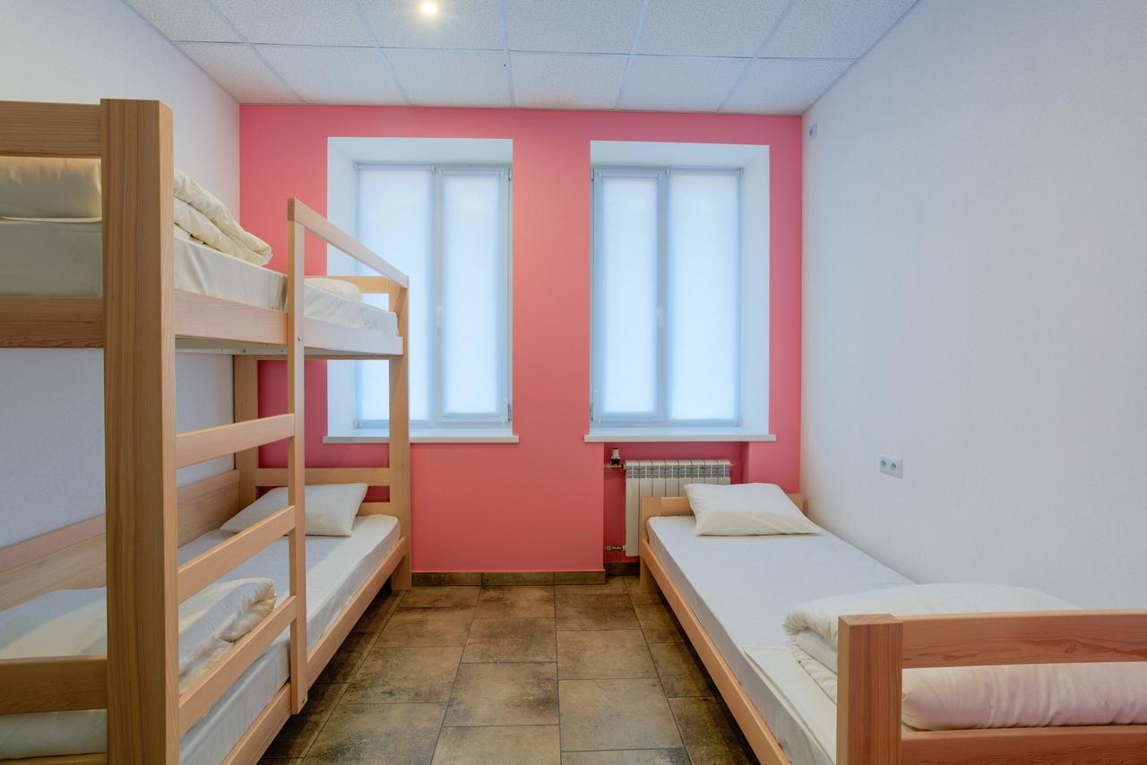 Comfort Hotel & Hostel Zaporizhia Esterno foto